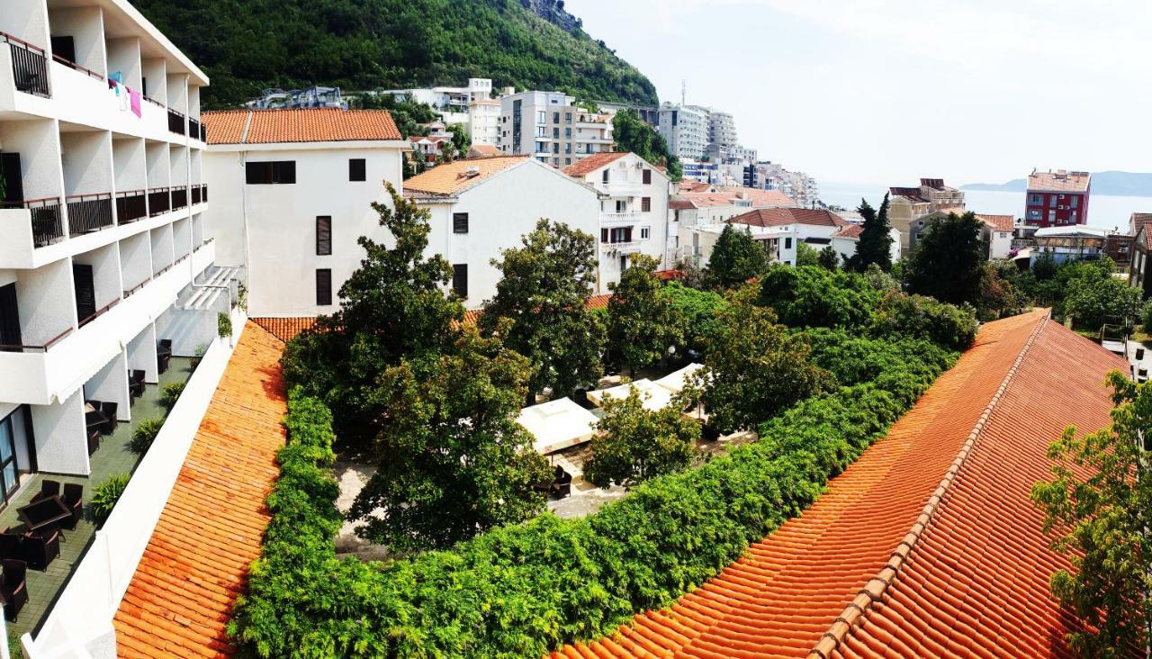 Hotel Sumadija Rafailovici Bečići Luaran gambar